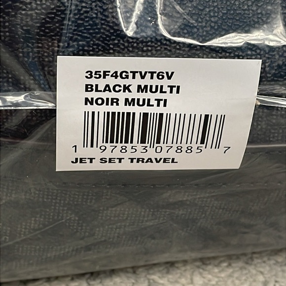 NWT MICHAEL Michael Kors Jet Set Travel Medium Two Tone Logo Tote Bag Black - Picture 13 of 15